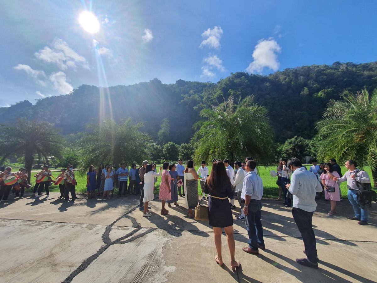 Phuphayot Resort Trang Eksteriør bilde