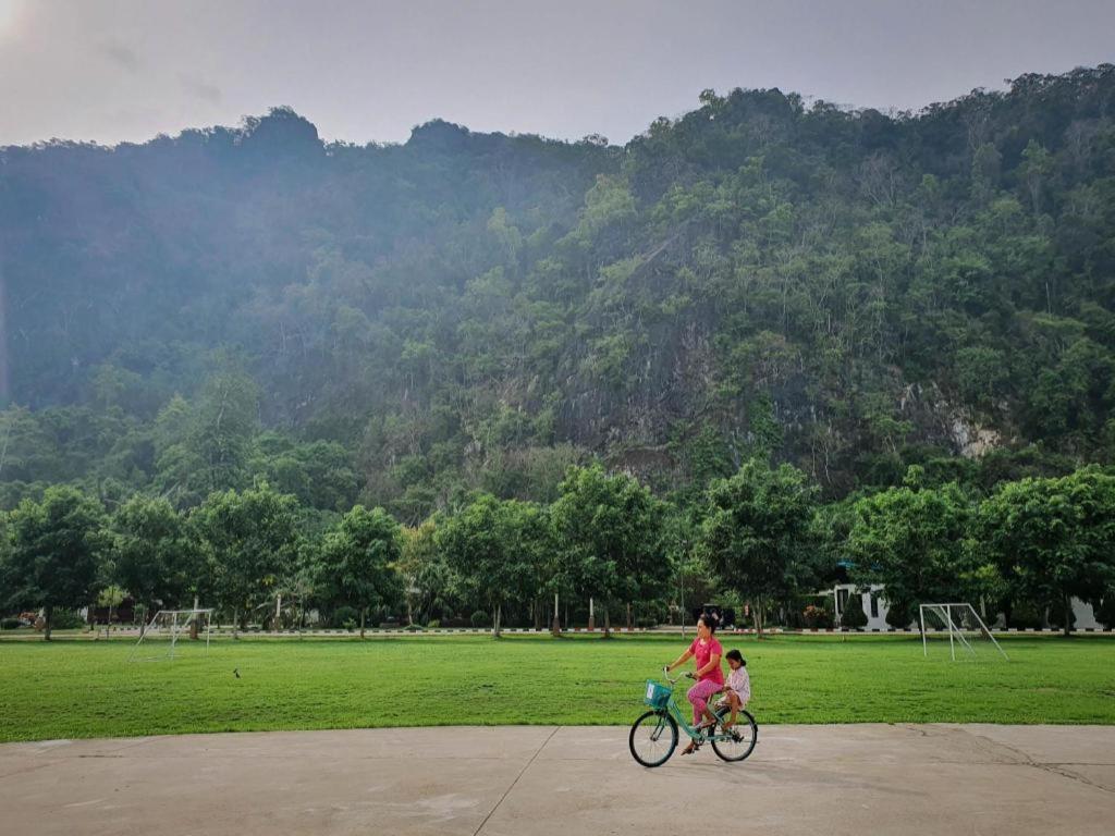 Phuphayot Resort Trang Eksteriør bilde