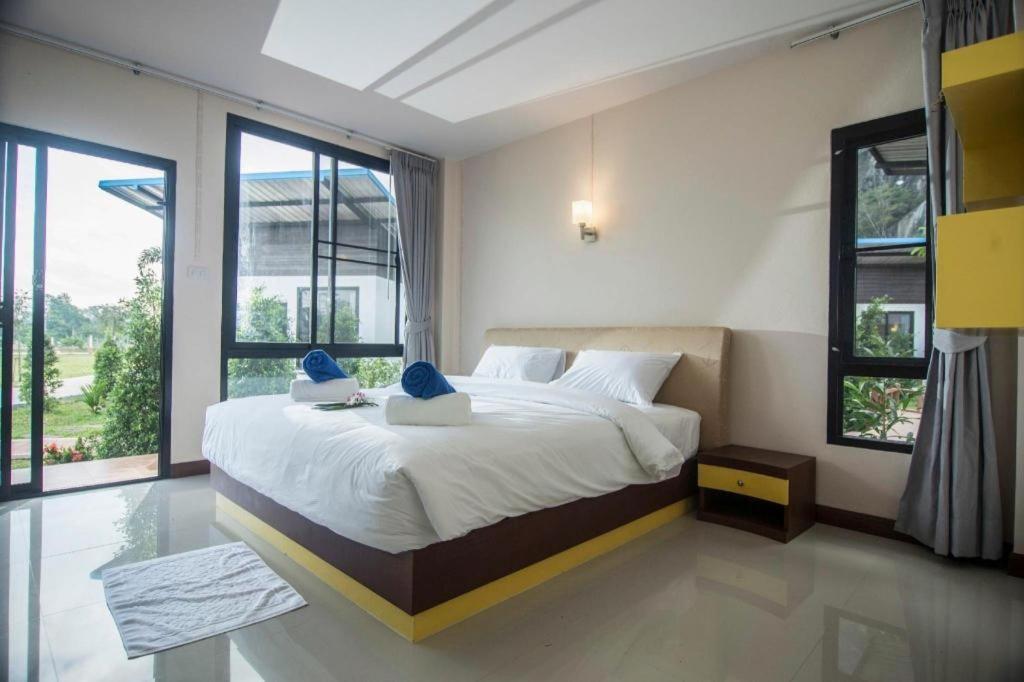 Phuphayot Resort Trang Eksteriør bilde