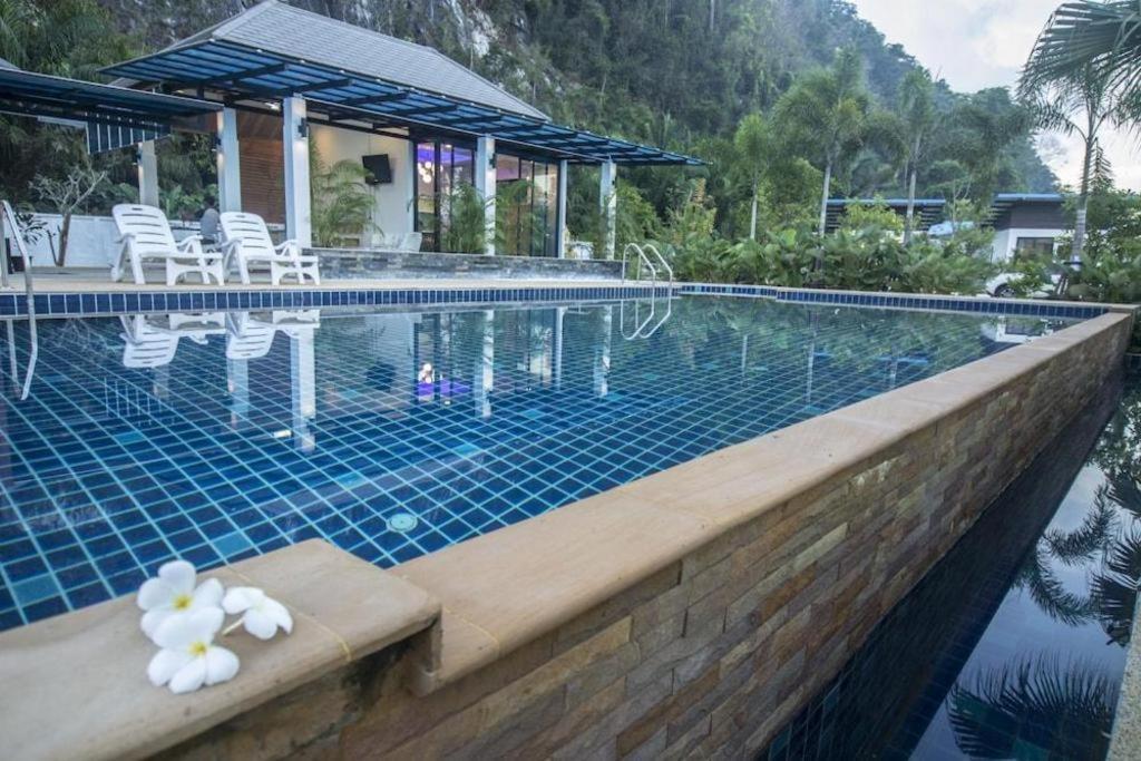 Phuphayot Resort Trang Eksteriør bilde